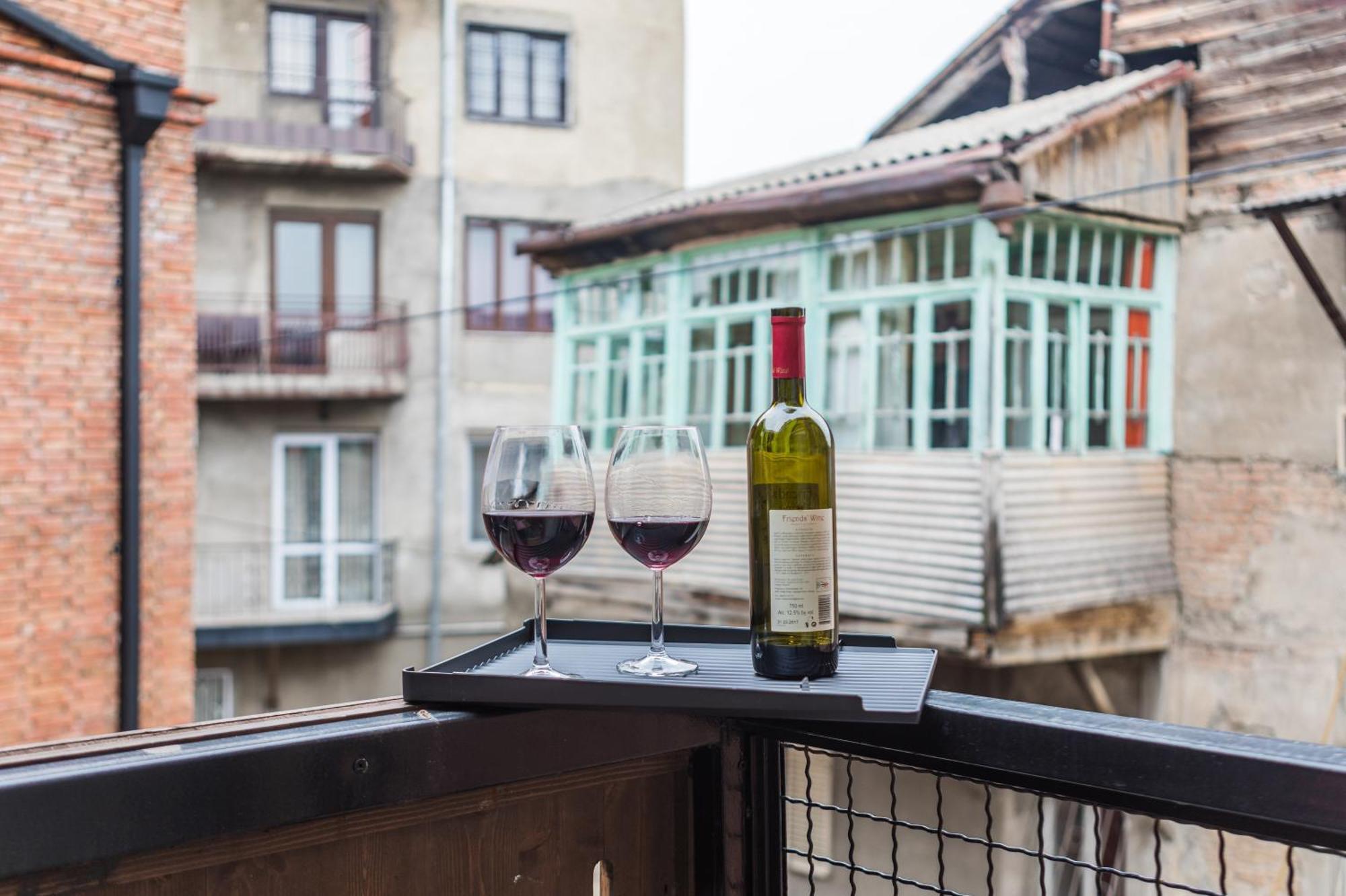 Апартаменты Moma, Contemporary Design At Old Tbilisi. Perfect Location Экстерьер фото